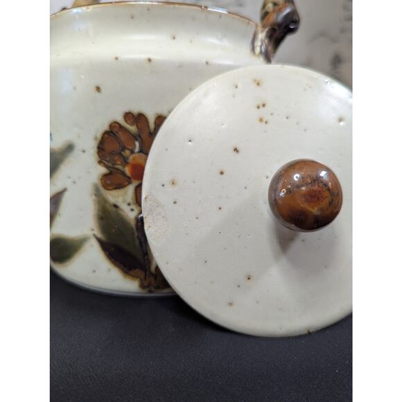 Vintage Otagiri Stoneware Teapot, Pre-Owned - Picture 6 of 12